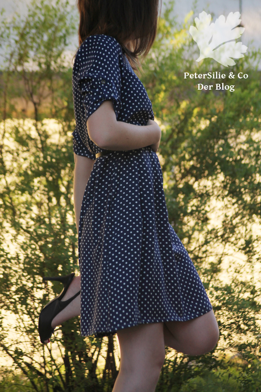 PeterSilieUndCo AnnaFranziska Retroliebe Nähkind Pünktchen Blau 3