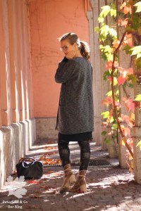 Frau Ava Hedi näht nähen Strickjacke Cardigan Indie-Pattern einfach simple ebook
