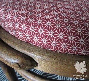 Thonetstuhl traditioneller japanischer Baumwollprint Karlotta Pink