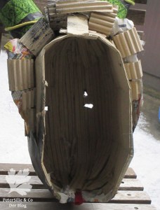Maske von innen Karton Pappmache selber bauen
