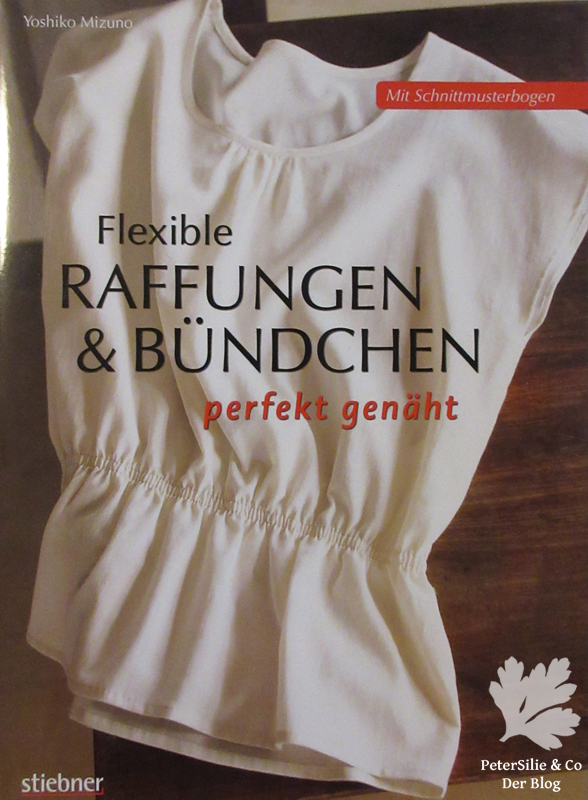 Raffungen und Bündchen