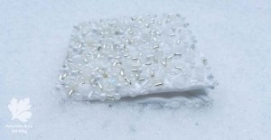 Nadelbrief weiss Schnee sticken Nählob Stickblog Perlen