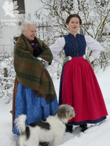 hochgeschlossen blaudruck lang Dirndl nähkurs mei Dirndl München selber nähen Blog Erfahrungen