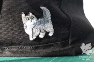 Katze gestickt Logo Rucksack