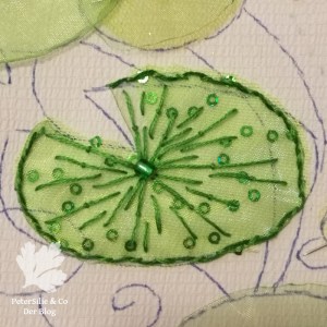 Seeerosenblätter Perlen Pailletten Paillettenperlenfrickelalong PeterSilie&Co Sticken Diy Hangestickt Stickerei Organza Perlen Filz Tutorial