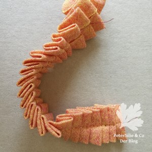 Rosmarinrüsche Anleitung Tutorial DIY Dirndl Nähen Blog Nähblog