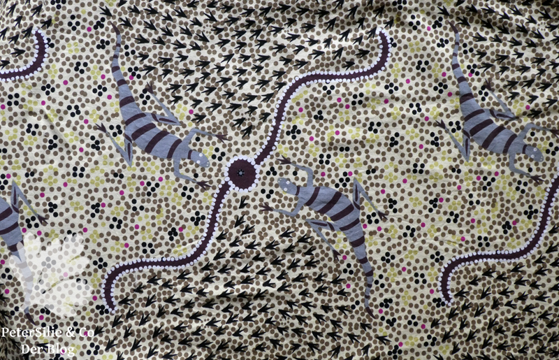 Goanna and Snake Dreaming desidned by Audrey Martin Napanangka