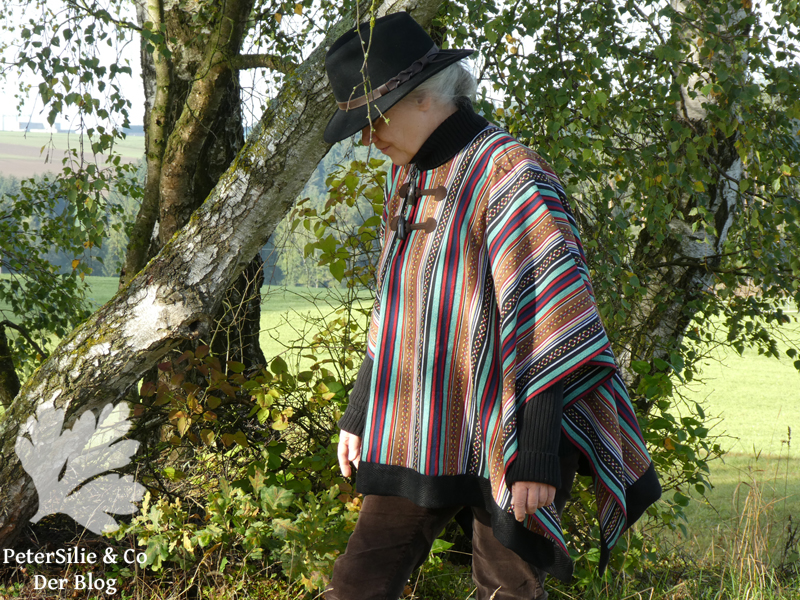 Poncho aus Nepalstoff Karlotta Pink Stiebner