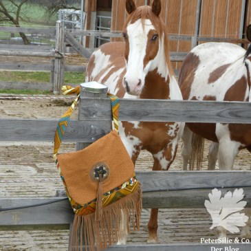 Satteltasche Nina Broja Lena Patchworktschen Fransen Leder Stoff Handtaschen yuko Koshizen