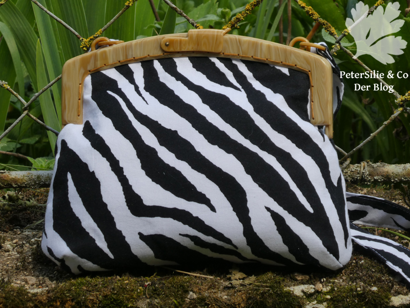 Zebratasche