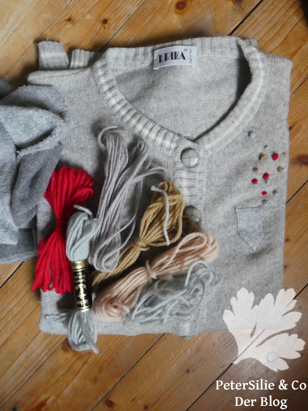 Cardigan geflickt mit Applikationen und bestickt